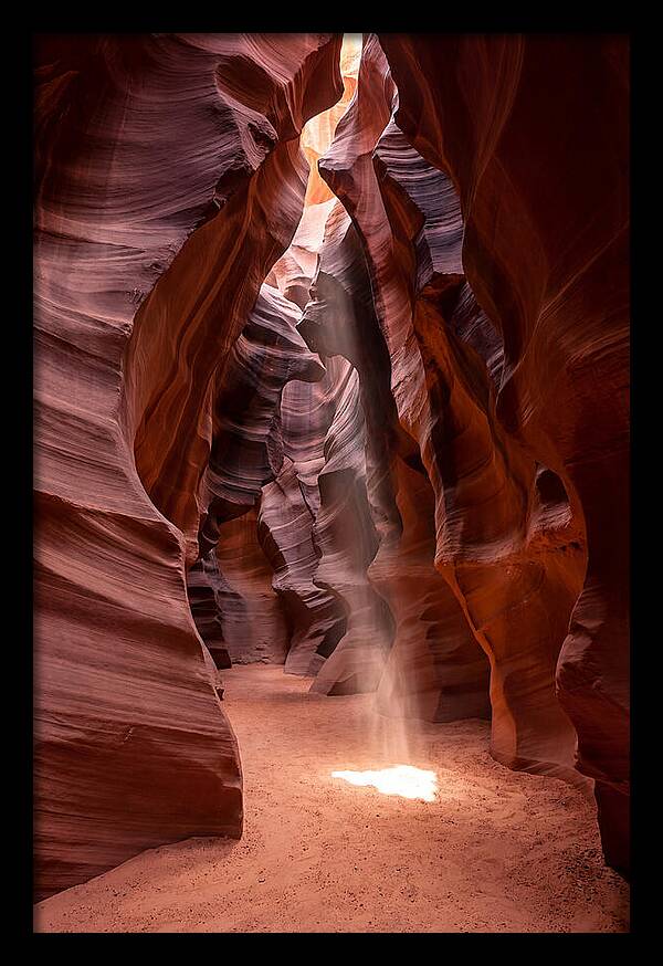 Lower Antelope Canyon Light Play