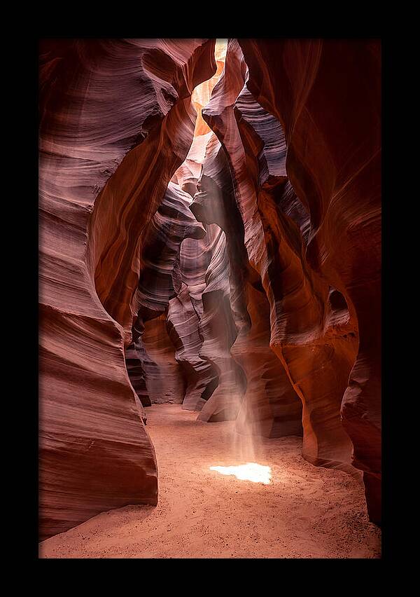 Lower Antelope Canyon Light Play