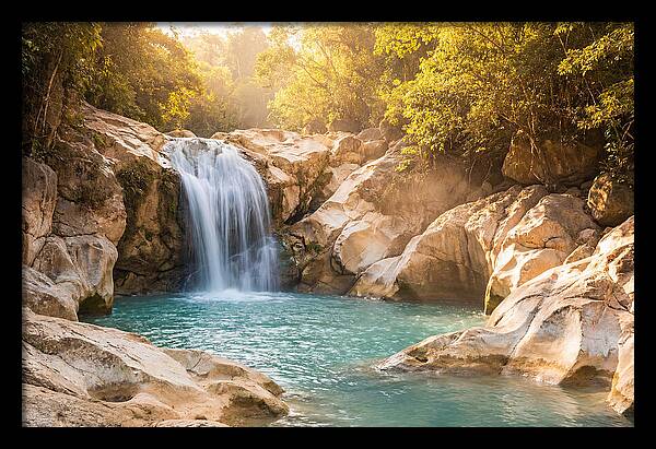 Lush Oasis Waterfall Escape