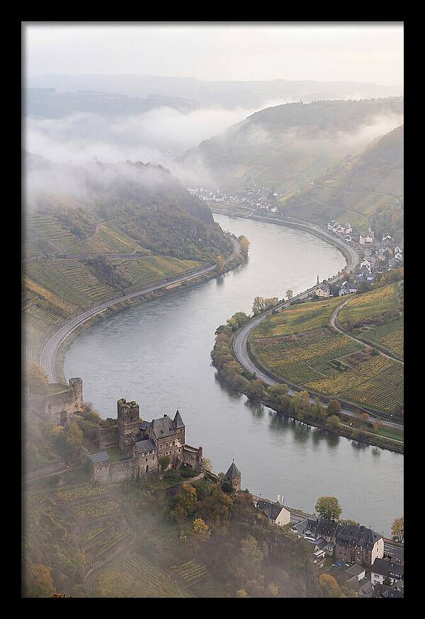 Lush Rhine Valley Serenity