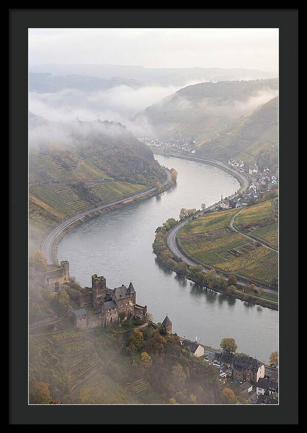 Lush Rhine Valley Serenity