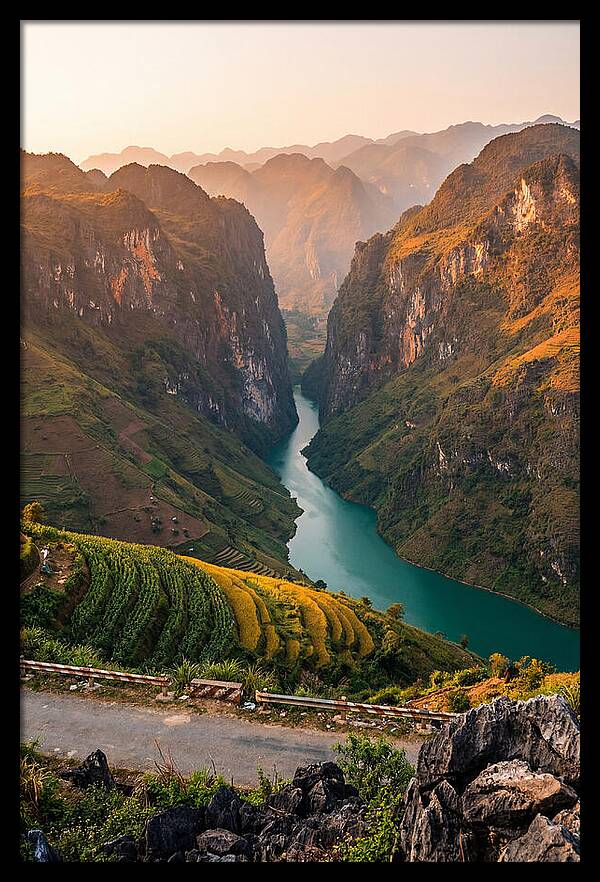 Ma Pi Leng Pass Serenity