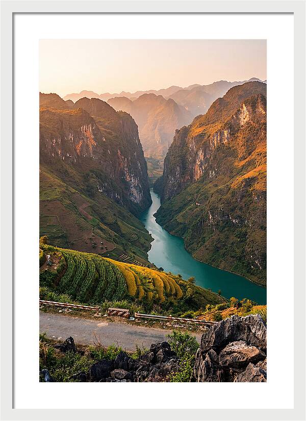 Ma Pi Leng Pass Serenity