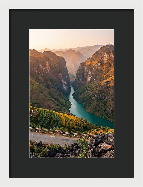 Ma Pi Leng Pass Serenity