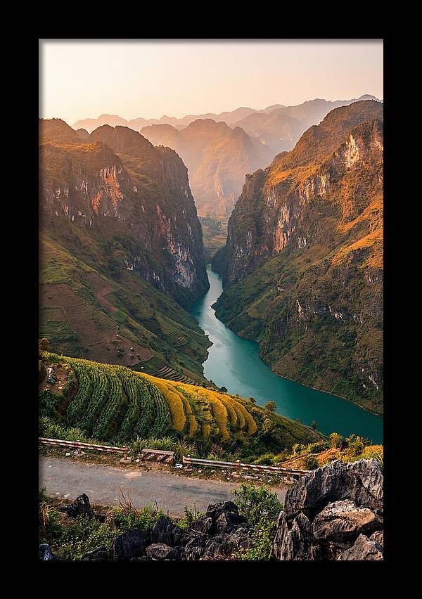 Ma Pi Leng Pass Serenity