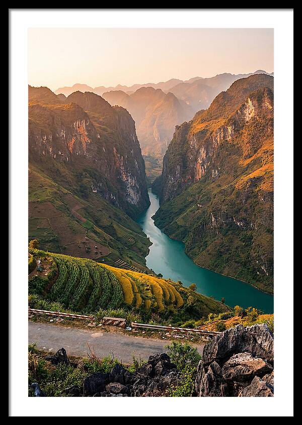 Ma Pi Leng Pass Serenity