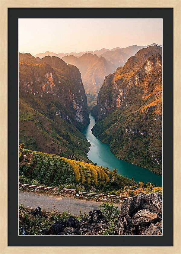 Ma Pi Leng Pass Serenity