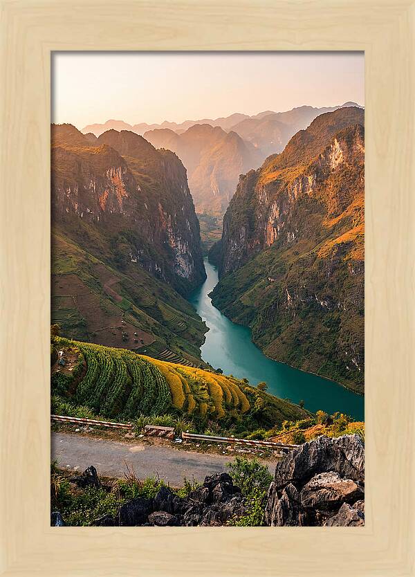 Ma Pi Leng Pass Serenity