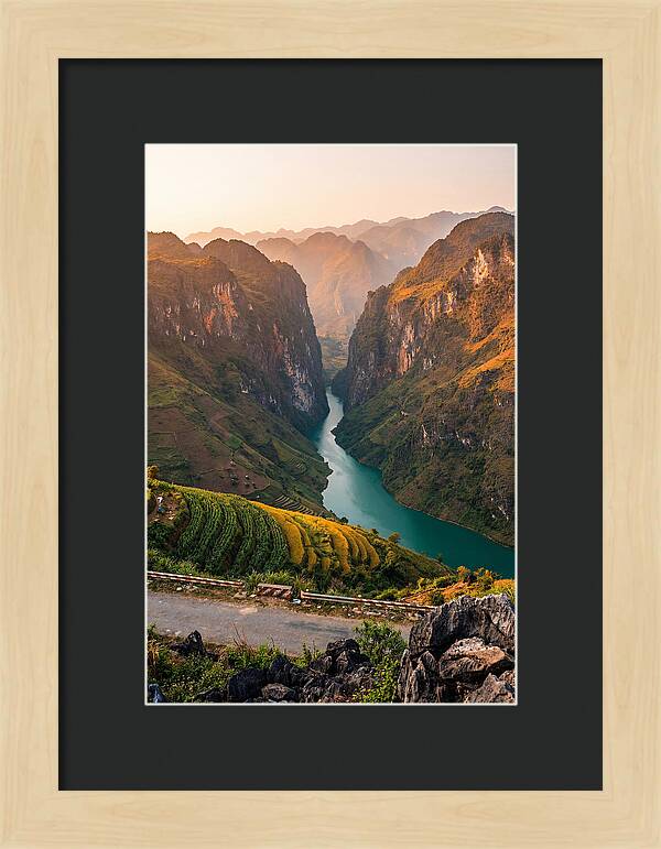Ma Pi Leng Pass Serenity