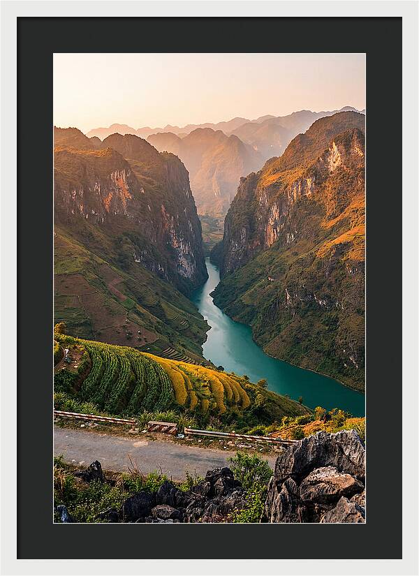 Ma Pi Leng Pass Serenity