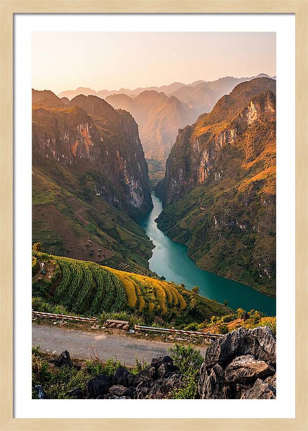 Ma Pi Leng Pass Serenity