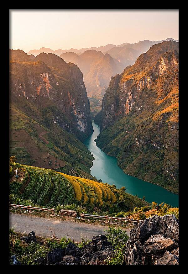 Ma Pi Leng Pass Serenity