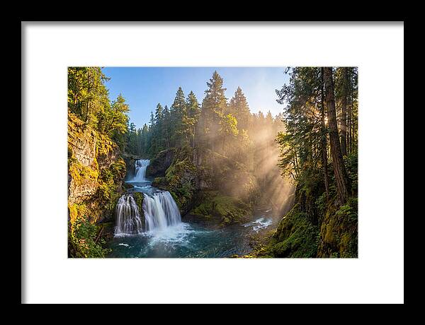 Majestic Multnomah Falls