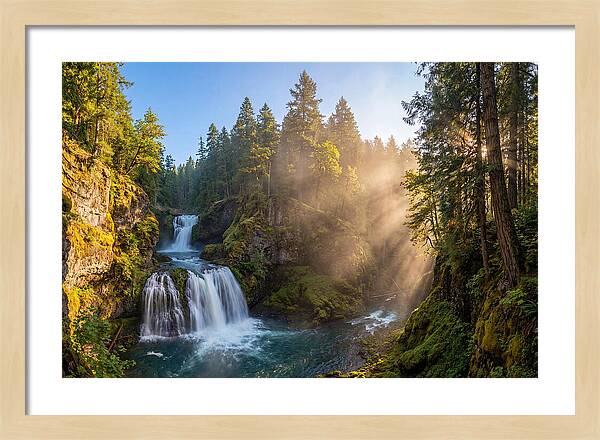 Majestic Multnomah Falls