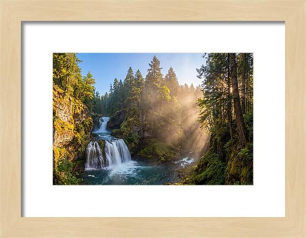 Majestic Multnomah Falls