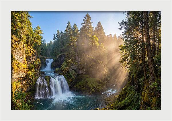 Majestic Multnomah Falls