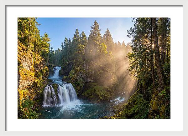 Majestic Multnomah Falls