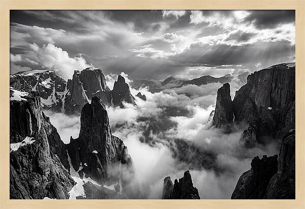 Majestic Peaks Of Zhangjiajie Mountains