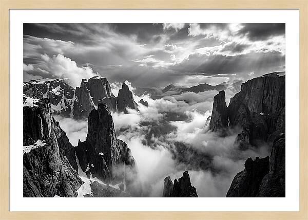 Majestic Peaks Of Zhangjiajie Mountains