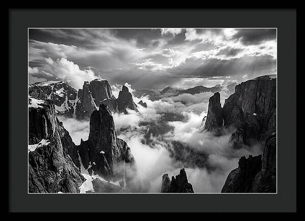 Majestic Peaks Of Zhangjiajie Mountains