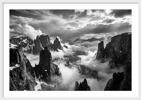 Majestic Peaks Of Zhangjiajie Mountains