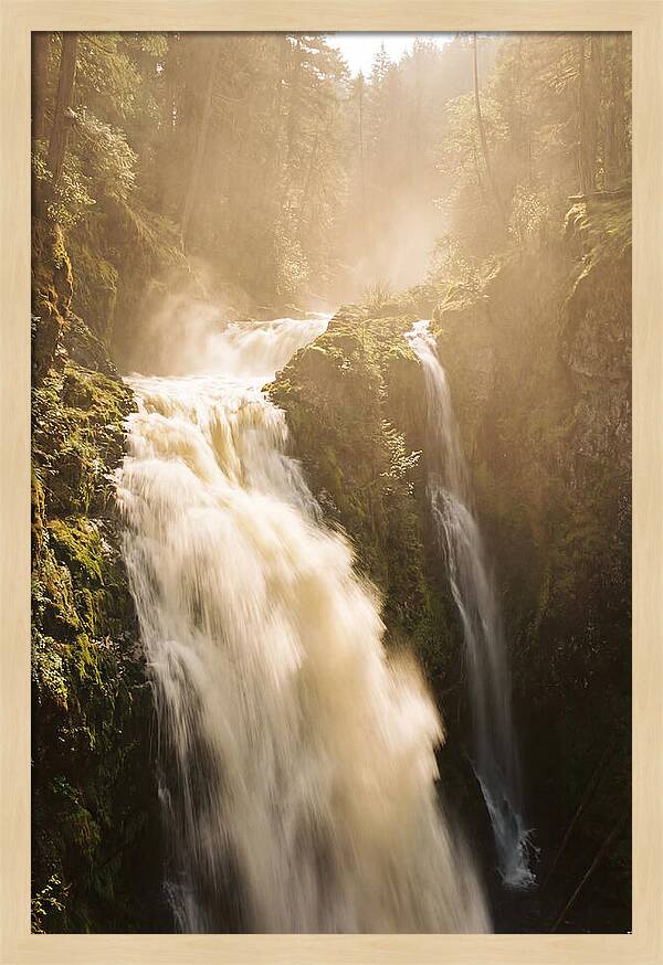 Majestic Plitvice Lakes Cascade
