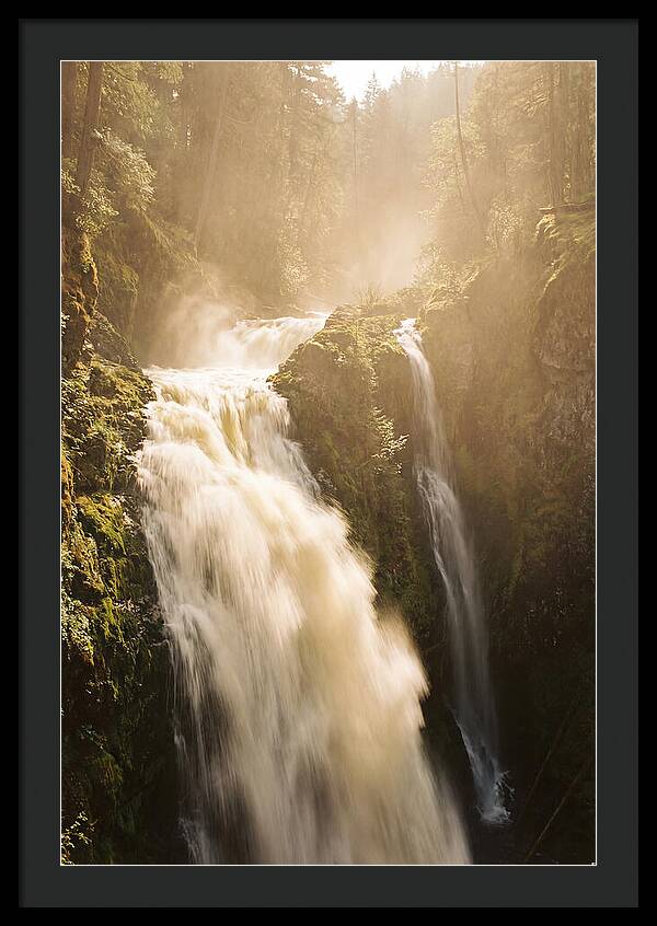 Majestic Plitvice Lakes Cascade