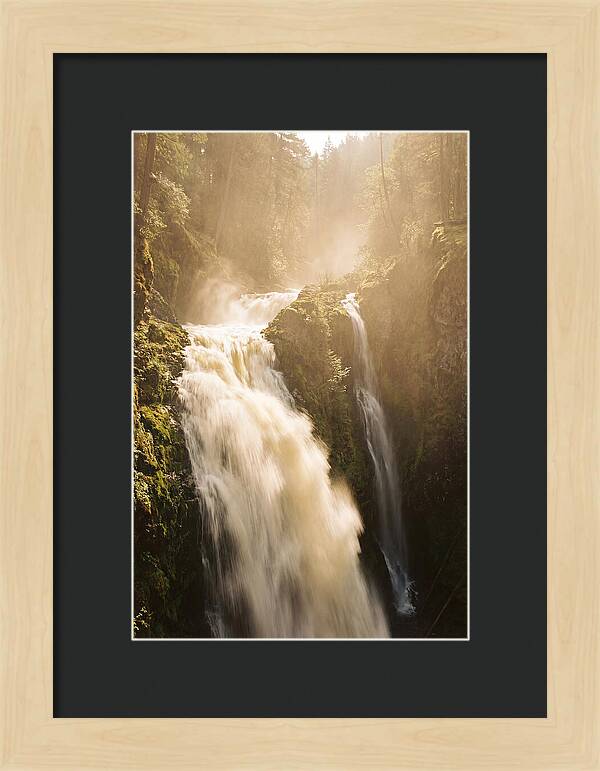 Majestic Plitvice Lakes Cascade