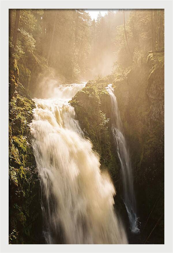 Majestic Plitvice Lakes Cascade