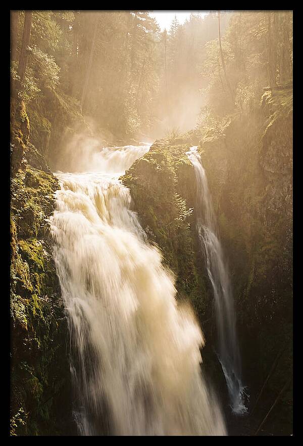 Majestic Plitvice Lakes Cascade