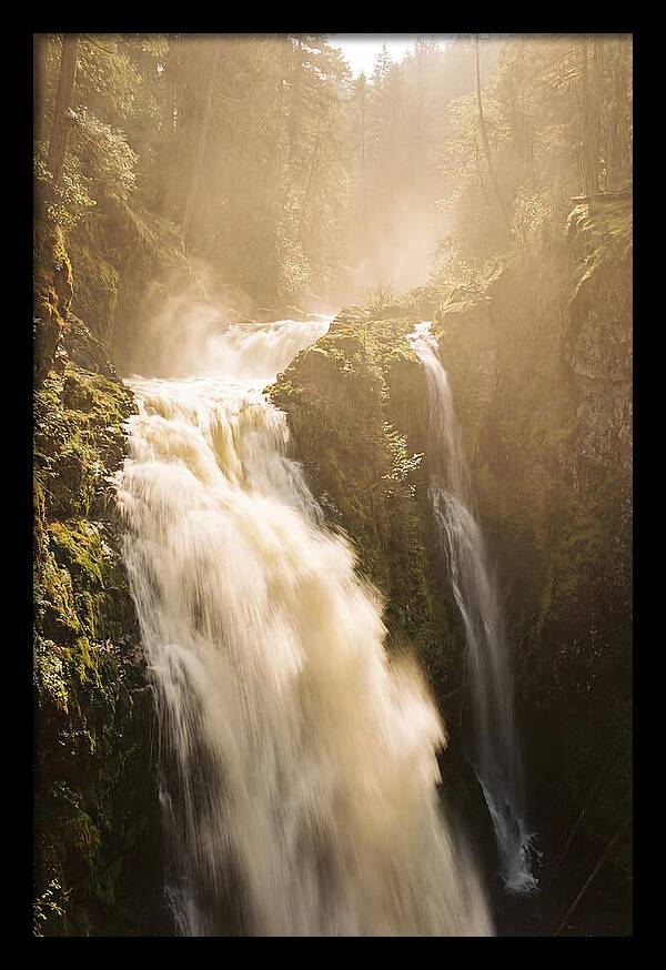 Majestic Plitvice Lakes Cascade