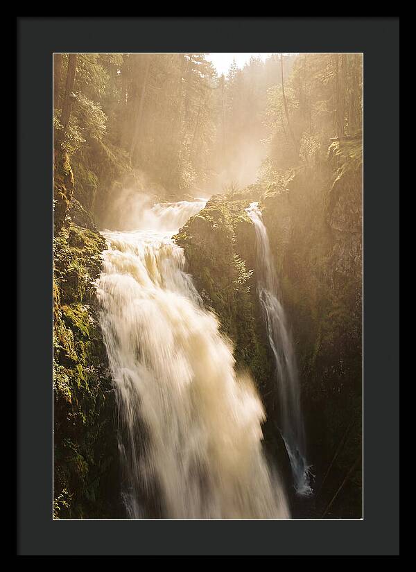 Majestic Plitvice Lakes Cascade