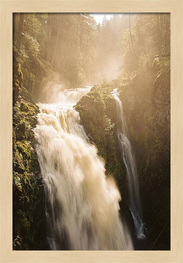 Majestic Plitvice Lakes Cascade