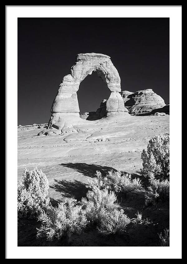 Majestic Sunset Over Delicate Arch