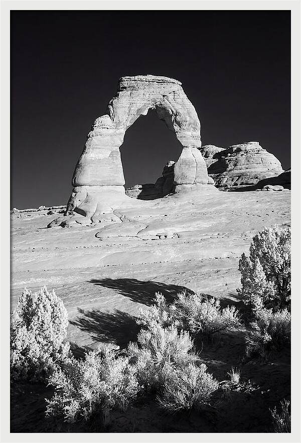 Majestic Sunset Over Delicate Arch