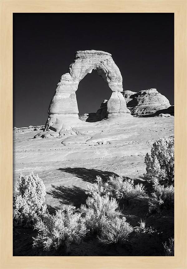 Majestic Sunset Over Delicate Arch
