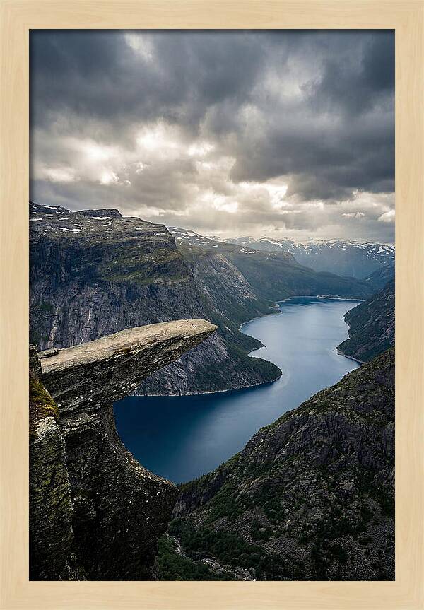 Majestic Trolltunga View