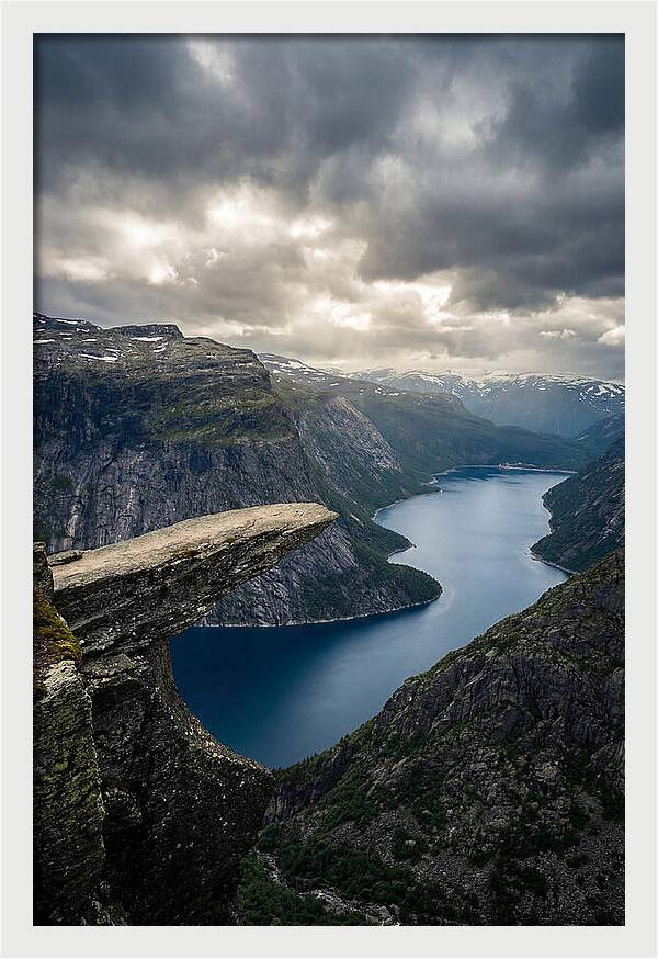 Majestic Trolltunga View