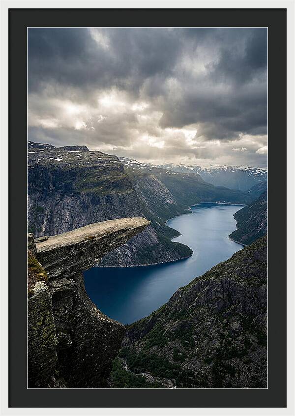 Majestic Trolltunga View