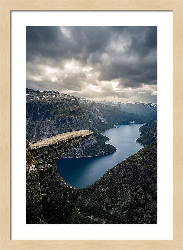 Majestic Trolltunga View