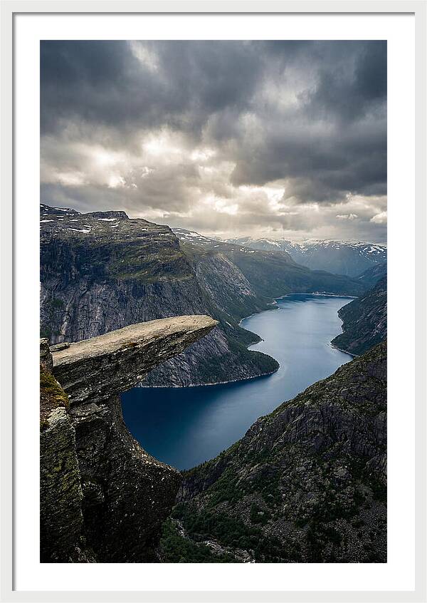 Majestic Trolltunga View