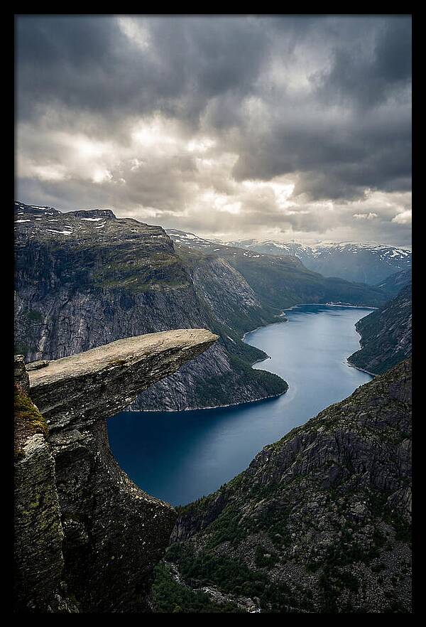 Majestic Trolltunga View