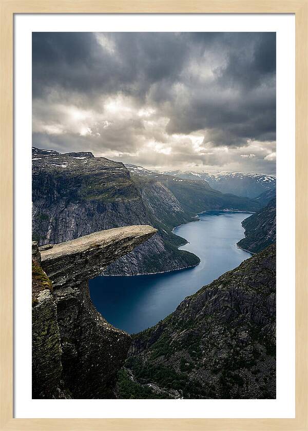 Majestic Trolltunga View