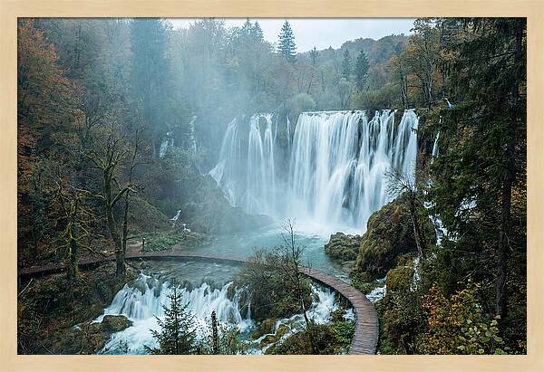 Majestic Veliki Slap Waterfall
