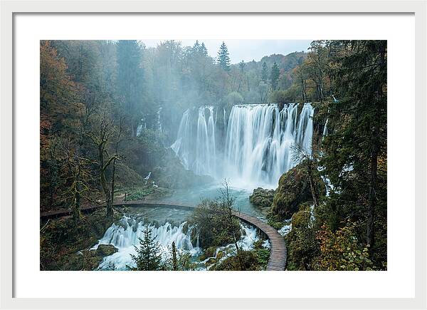 Majestic Veliki Slap Waterfall