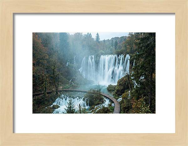 Majestic Veliki Slap Waterfall