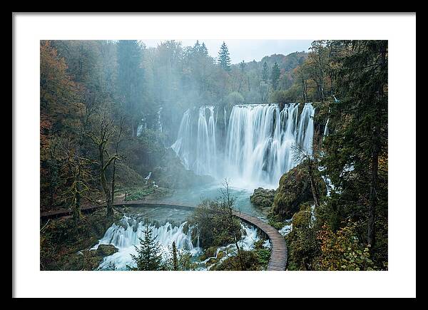 Majestic Veliki Slap Waterfall