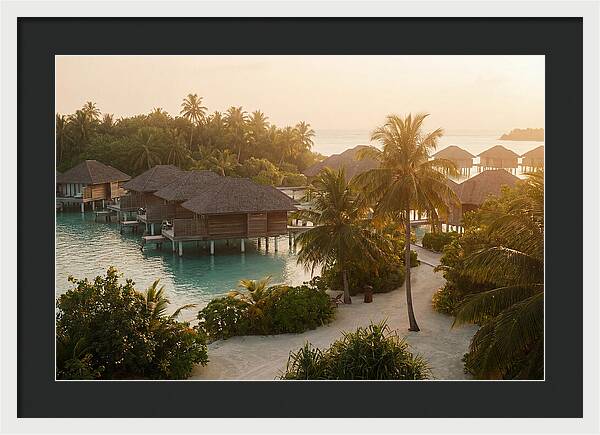 Maldives Resort Serenity
