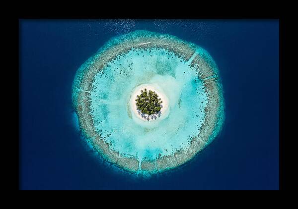 Maldivian Atoll Serenity
