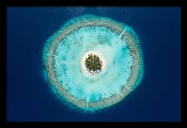 Maldivian Atoll Serenity